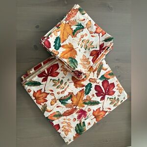 Autumn Leaf Print Tablecloth Set with 12 Napkins